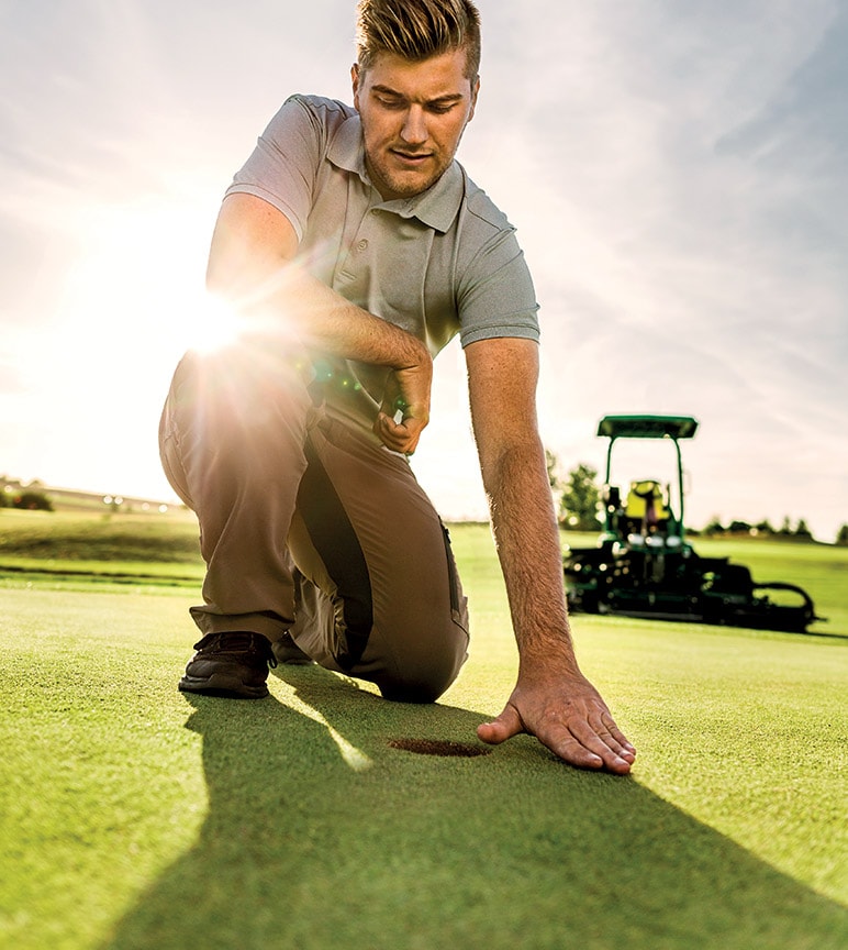 Práca. Dobre vykonaná. Golf a šport