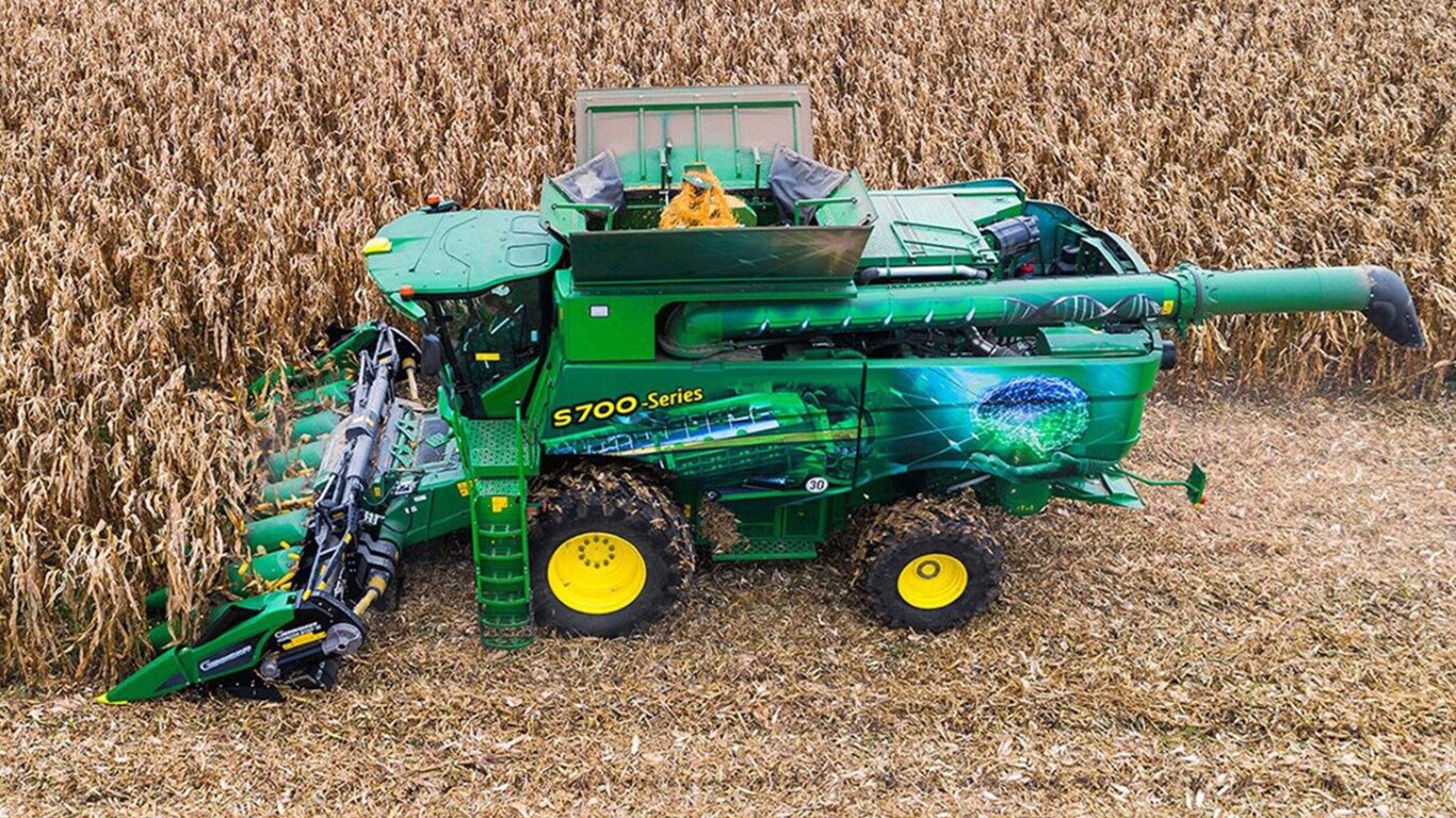 Náhľad John Deere S700