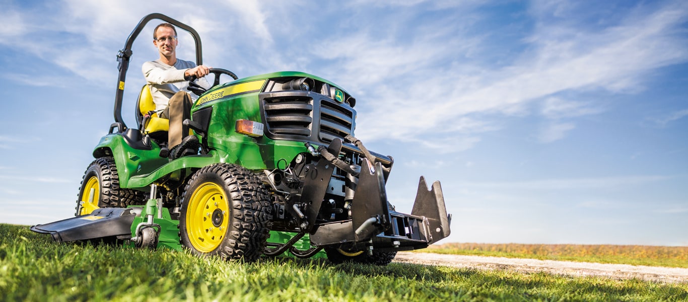 X948, Lawn Tractors, Riding Lawn Equipment, X900 Series