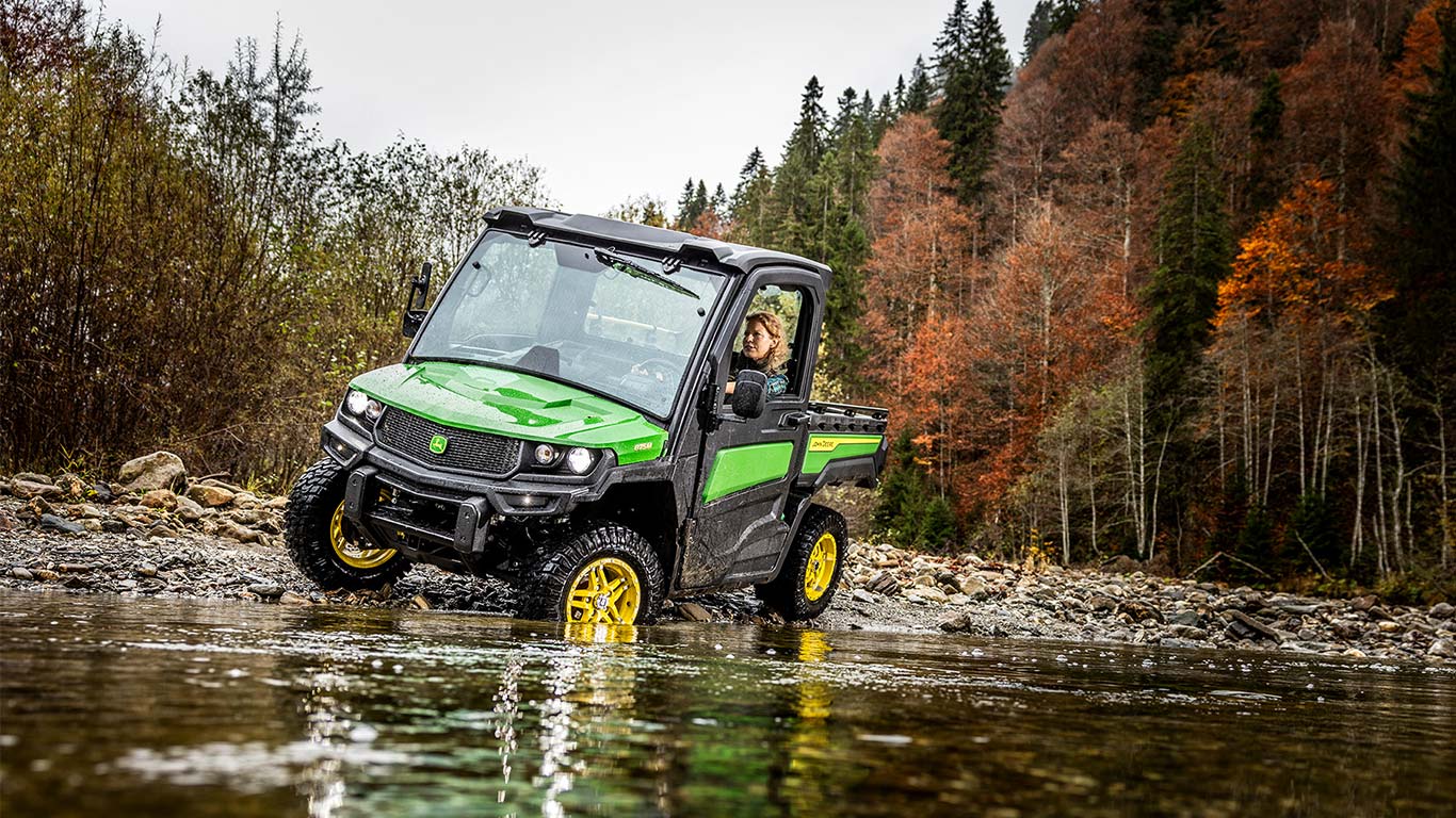Úžitkové vozidlá Gator, XUV865M, plne nezávislé zavesenie