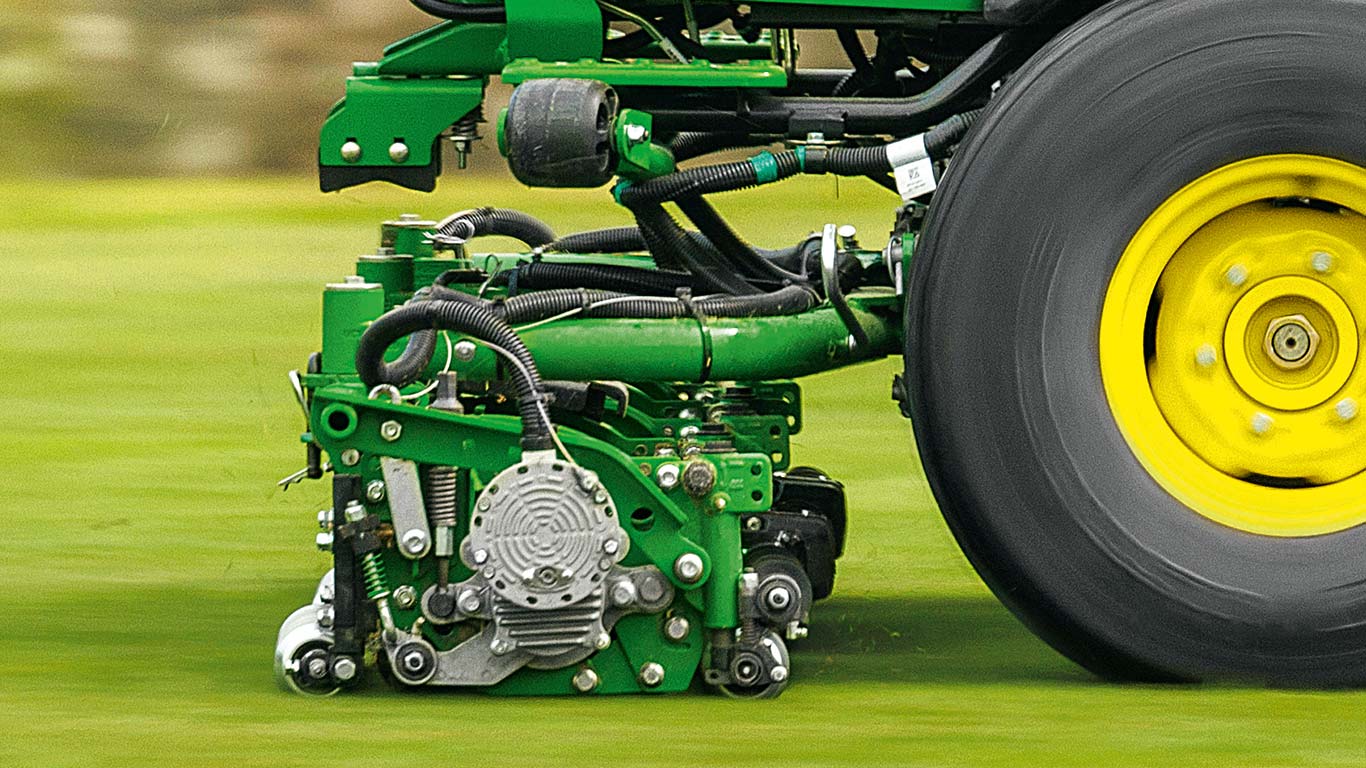 6500A, kosačky na ferveje, štúdio, golf a šport